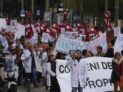 Protesta de médicos en Terrassa (Barcelona) en noviembre de este año. 