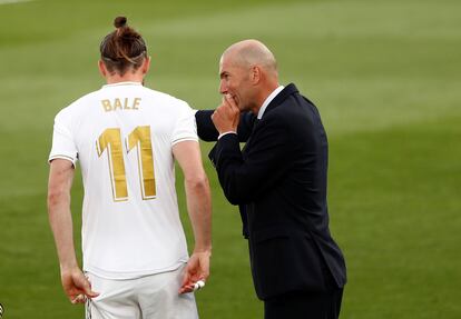 Bale y Zidane, hace tres meses contra el Eibar en Valdebebas.