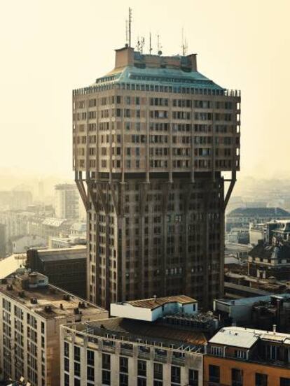 La Torre Velasca: el rascacielos neog&oacute;tico de 1958. &ldquo;Un ejemplo de la m&aacute;s bella arquitectura&rdquo;, seg&uacute;n Sartori.