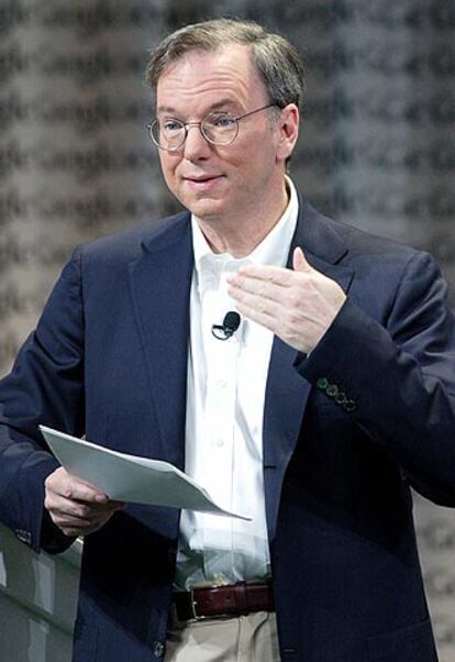 El director general de Google, Eric Schmidt, ayer en Mountain View (California).