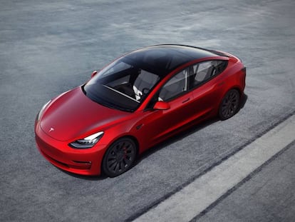 Tesla reduce de forma considerable los precios del Model 3 en España
