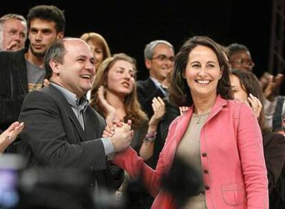 Ségolène Royal, durante su participación en un acto de campaña ayer en París.