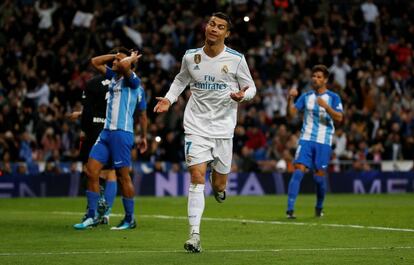 Cristiano Ronaldo, después de marcar su gol aprovechando el rechace del penalti que le paró Roberto.
