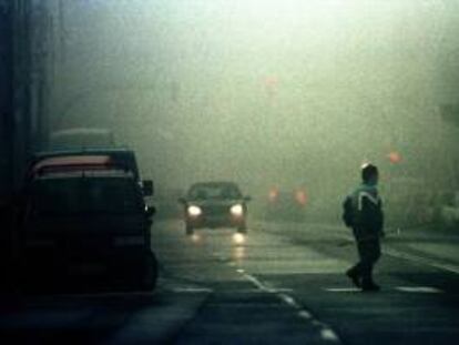 La niebla obliga al aeropuerto de Bilbao a desviar siete vuelos