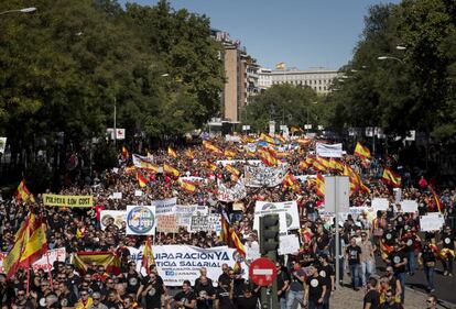 Manifestación convocada en Madrid por la Asociación Jusapol para reivindicar la equiparación salarial con otros cuerpos policiales.
