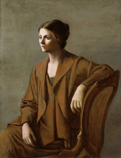 La obra 'Retrato de Olga Picasso', de Pablo Picasso, que forma parte de la muestra 'Picasso Portraits'.
