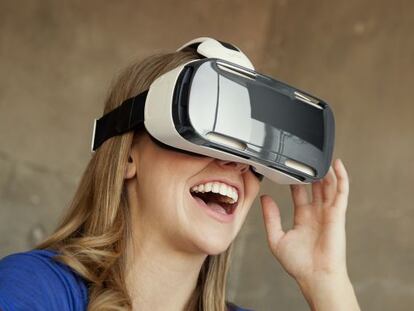 Las gafas de realidad virtual Samsung Gear VR a la venta en España el 13 de febrero