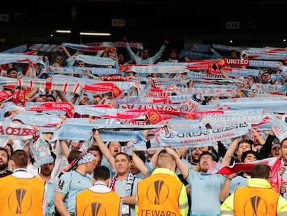 Aficionados del Celta en Old Trafford.