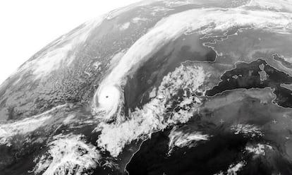 A satellite image of Tropical Storm Ophelia.