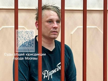 El periodista ruso Konstantín Gábov, durante su vista en un juzgado.