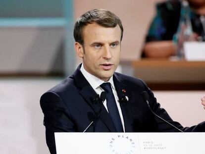 El presidente franc&eacute;s, Emmanuel Macron, durante el One Planet Summit en Paris, el 12 de diciembre de 2017. 