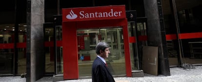 Oficina de Banco Santander.