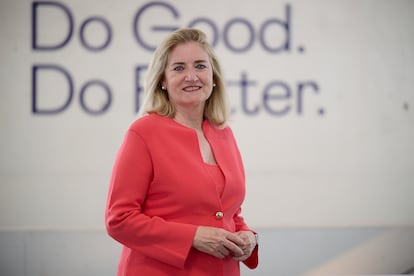 La Compañía de Jesús ha nombrado a Anna Xicoy nueva presidenta del patronato de la Fundación Esade, una vez que finaliza el mandato de Jaume Guardiola, que estaba en el cargo desde 2021. Es la primera mujer en asumir este puesto. Desde 2013, es directora de negocios y operaciones y subdirectora general de Barcelona de Serveis Municipals. Cuenta, además, con una dilatada trayectoria profesional en el ámbito de la gestión de servicios, tanto públicos como privados.