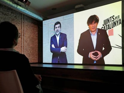 Jordi Sànchez y Carles Puigdemont participan por videoconferencia en un acto de Junts per Catalunya el pasado día 22.