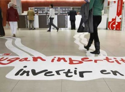 Instalaciones de la Hacienda de Vizcaya en Bilbao, preparadas ya para la campaña de la Renta.