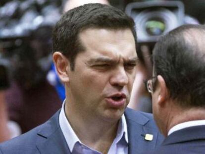 El presidente franc&eacute;s Francois Holland junto al primer ministro griego Alexis Tsipras 