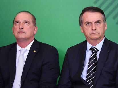 Ministro-chefe da Casa Civil, Onyx Lorenzoni, e o presidente Jair Bolsonaro no dia 2 de janeiro em Brasília. 