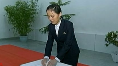 A irmã mais nova de Kim Jong-um, Kim Yo-jong, em uma imagem da televisão chinesa.