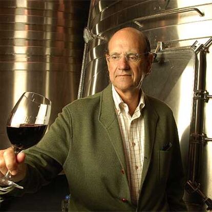 Miguel Canalejo, en su bodega.