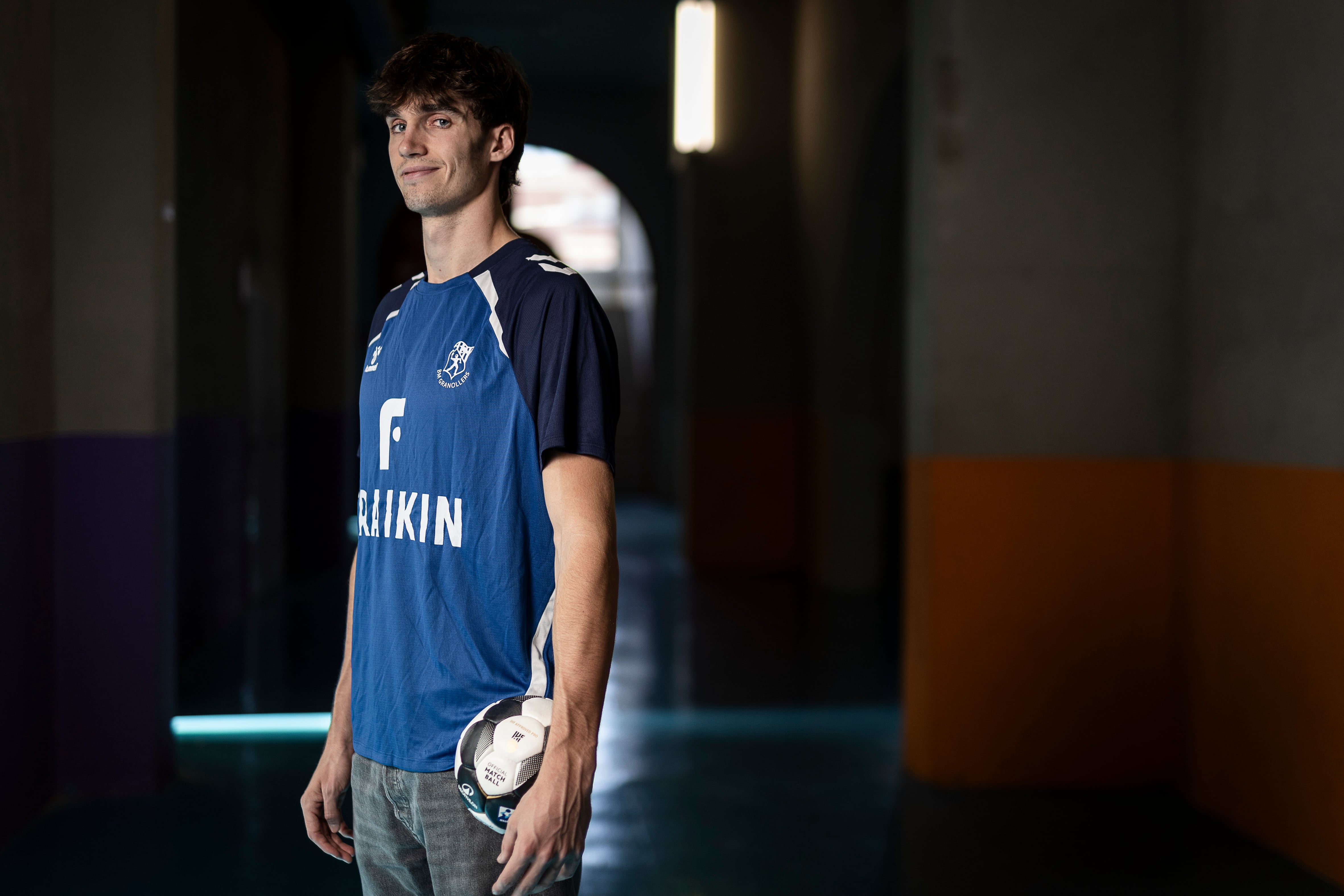 Pablo Urdangarin, en un pasillo del Palacio de Deportes de Granollers.


