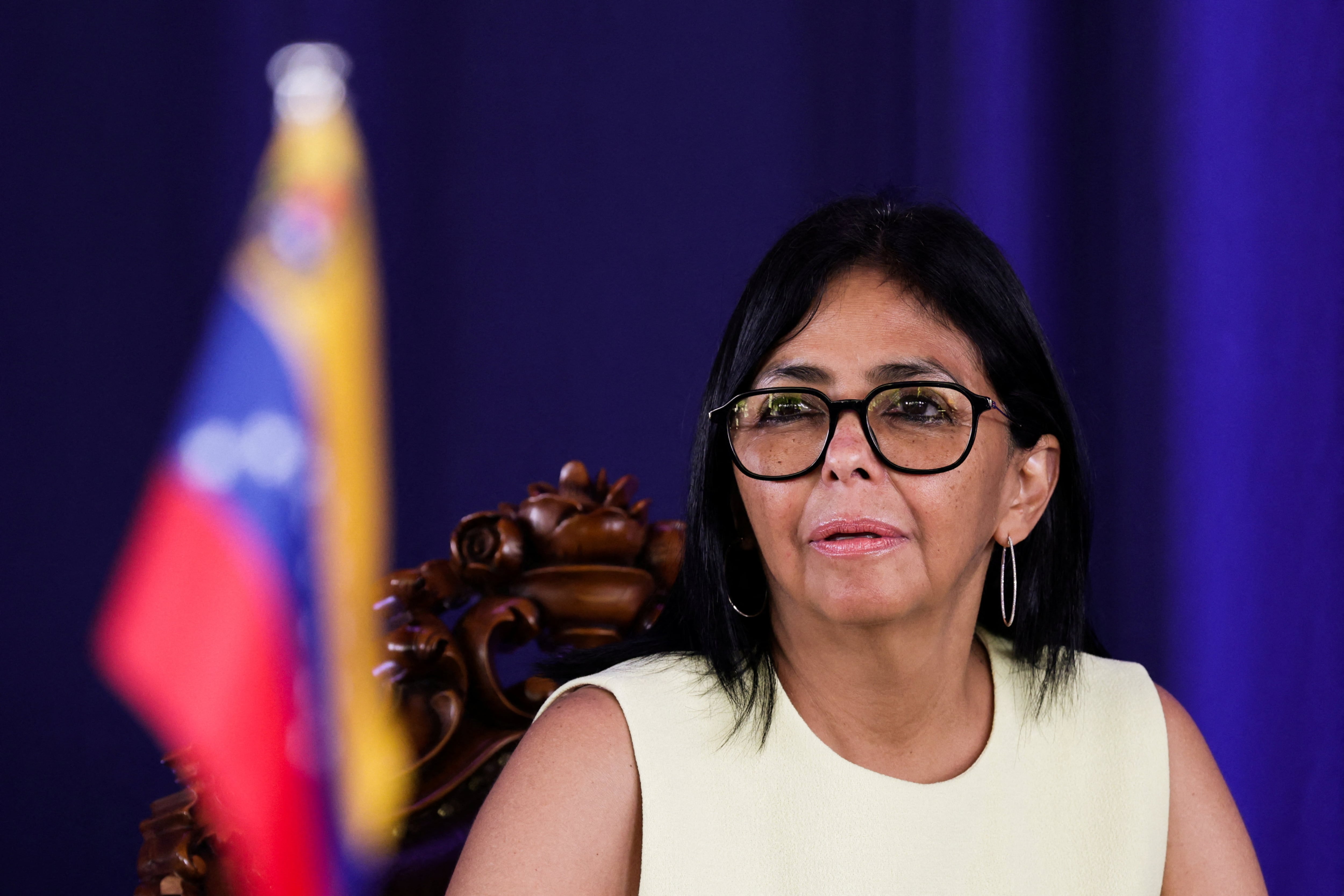 El desbloqueo de medios anunciado por Delcy Rodríguez se queda a medio camino