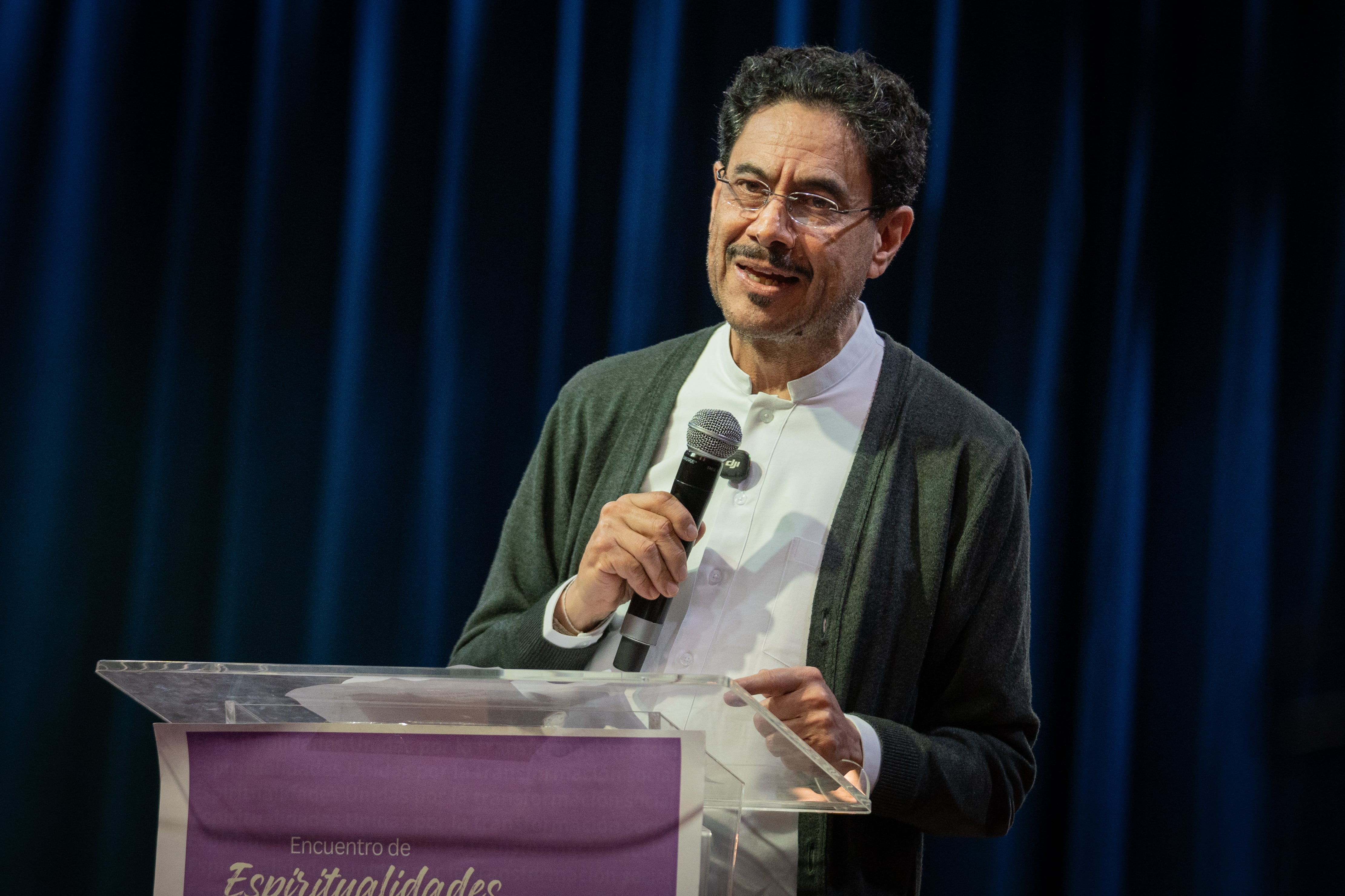 Iván Cepeda se consolida como la fuerza de la izquierda tras el hundimiento de Roy Barreras