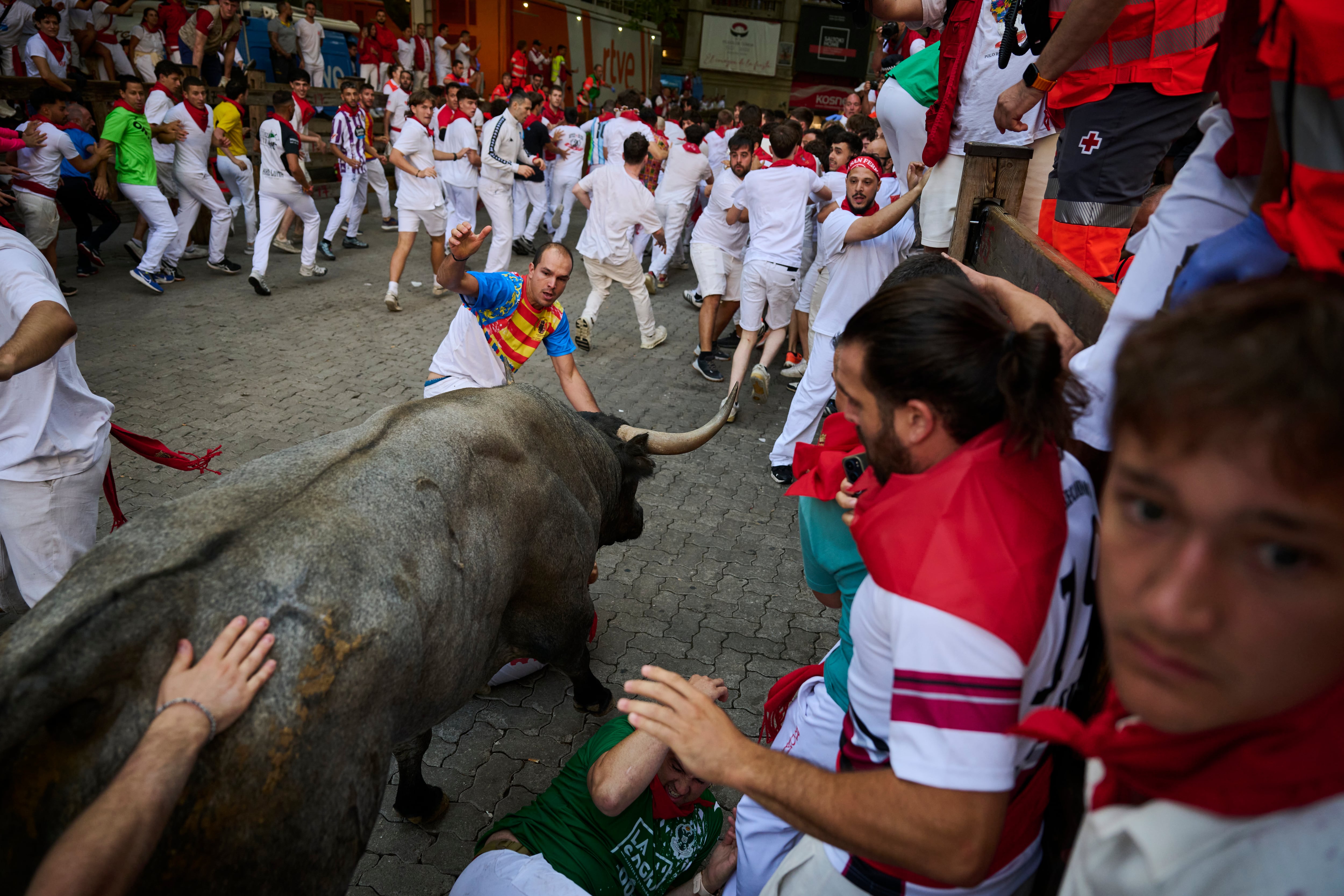 Sexto encierro de San Fermín 2026, en directo