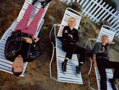 Green Day, left to right: drummer Tré Cool, singer and guitarist Billie Joe Armstrong, and bassist Mike Dirnt.