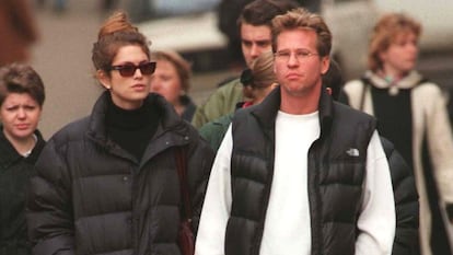 Cindy Crawford y Val Kilmer en Moscú en 1996. 