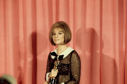 Barbra Streisand, por el Oscar a mejor actriz por su papel en la película 'Funny Girl'.