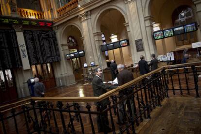 Las compañías del Ibex 35 ganaron 266 millones comprando y vendiendo sus propias acciones en los últimos cinco años.