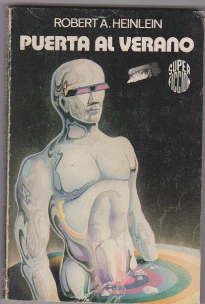 La novela de Heinlein comienza en 1970, algunos meses después de la Guerra de las Seis Semanas, una contienda mundial atómica. Daniel Davis, su personaje principal, es un ingeniero e inventor de robots con problemas, puesto que ha perdido su empresa a manos de su amigo Miles Gentry, quien además le ha quitado a su prometida Belle. Para olvidar estos percances, qué mejor que contratar treinta años de criogenia o "sueño frío" –tal como se denomina en la novela– y despertar en el año 2000, cuando todo ha pasado: esa es la decisión que toma Davis, cuyas consecuencias conforman la trama de la historia.