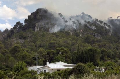 Incendio en Carcaixent (Valencia).