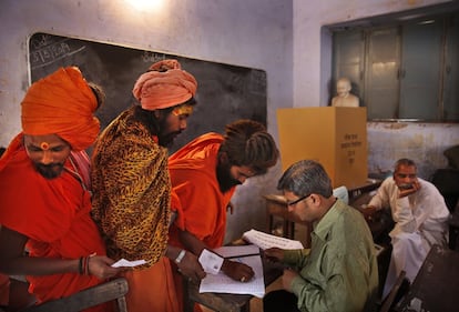 Octava ronda de las elecciones paralamentarias indias en Haridwar.