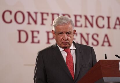 Andrés Manuel López obrador durante su conferencia matutina de este jueves.