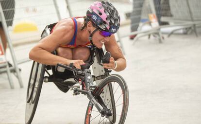 La triatleta madrileña Eva Moral, en plena competición.