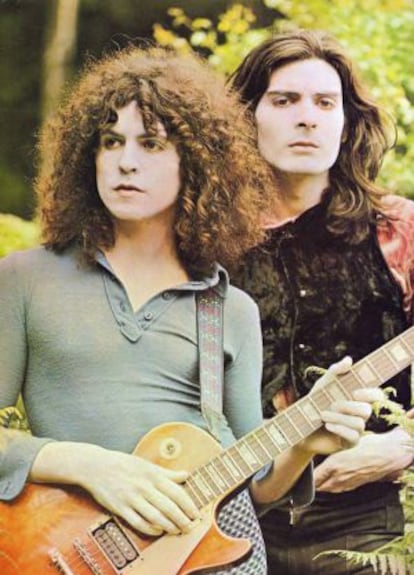 Marc Bolan (izquierda), en la primera formación del dúo T-Rex.