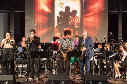 Concierto de Ted Nash y los estudiantes de música en el Museo de Bellas Artes tras concluir el taller Jazz x Art, el sábado pasado.