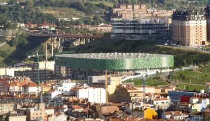 Vista paronámica del Bilbao Arena visto desde la torre Iberdrola.