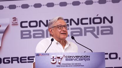 Andrés Manuel López Obrador en la 87 Convención Bancaria, en Acapulco.