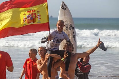 Yael Pe&ntilde;a, celebrando su victoria en Agadir.