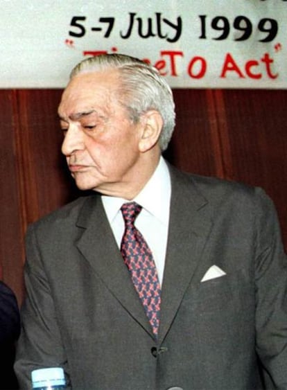 Mustafá Khalil, en 1999.