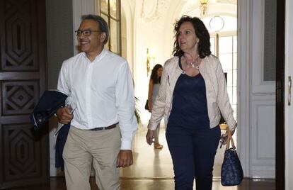 Manolo Mata, portavoz del PSPV en las Cortes Valencianas, y la diputada Carmen Martínez