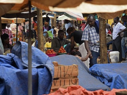 Un mercado en Kalerwe, en los suburbios de Kampala, la capital de Uganda.