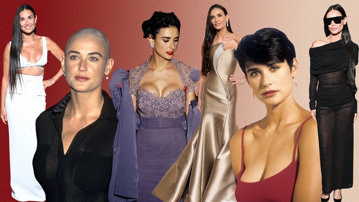 Demi Moore, en 25 'looks': de sus primeras alfombras rojas con pelo “de  chico” a su resurgir en el siglo XXI | Fotos | Famosos | S Moda | EL PAÍS, image size:1200x675