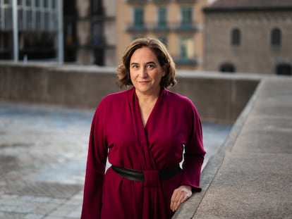 La alcaldesa de Barcelona Ada Colau, el viernes, en una de las terrazas del Ayuntamiento de Barcelona.