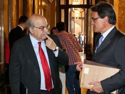 El consejero de Economía, Andreu Mas-Colell, junto al presidente de la Generalitat, Artur Mas.