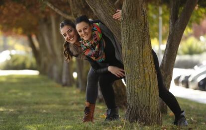 Macarena Aguilar, delante y Eli Pinedo, esta semana en Pinto.