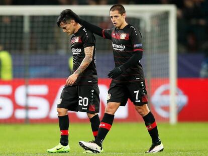 Charles Aránguiz y Hernández durante el partido