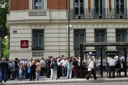 Sede de Afinsa en Madrid, de la calle Génova, desalojada y registrada, a instancias de la Audiencia Nacional en respuesta a una querella de la Fiscalía Anticorrupción